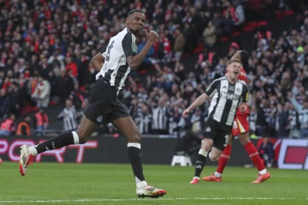 Jose Enrique Pernah Berharap Alexander Isak ke Liverpool, Kini Bisa Jadi Kenyataan