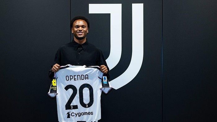 Lois Openda Begadang Sehari Sebelum Gabung Juventus